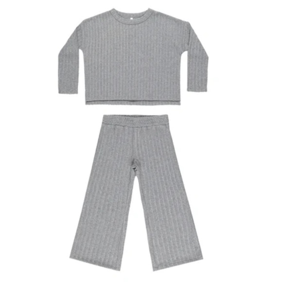Rylee + Cru Gray Ribbed Set - Picture 2 of 5